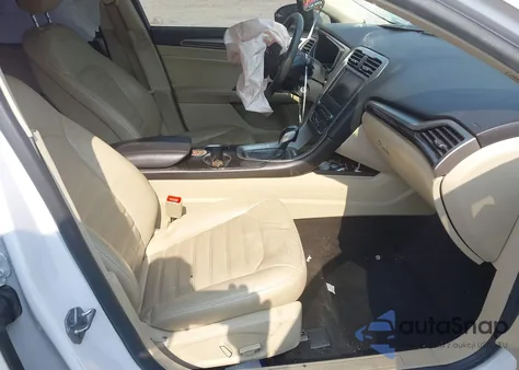 2016 Ford Fusion Se z USA, uszkodzony, nr VIN 3FA6P0HD2GR279240